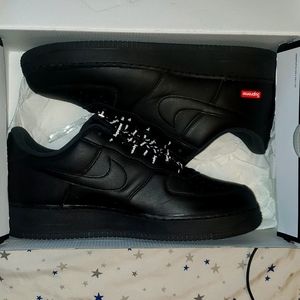 Nike X Supreme black Air force 1 low